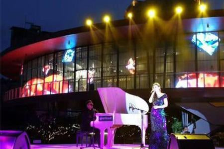 Image of aClear Series P3.9/7.8mm Transparent LED Display 1500nits/4500nits in Size 1000x500mm Aluminum Cabinet for Indoor Installation for Glass /Window