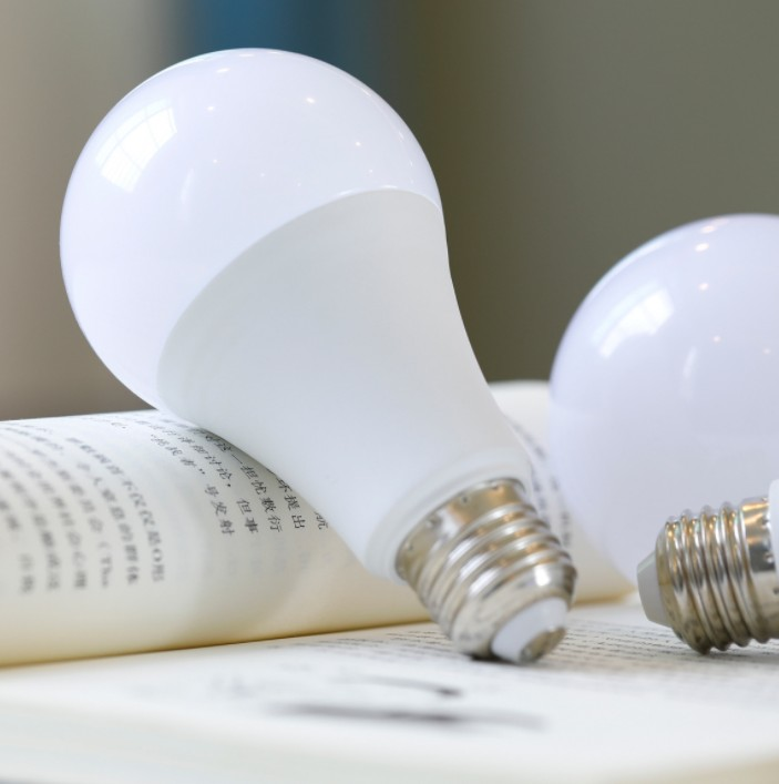 6 Pack 9Watt 750LM G60 LED Bulb Light (60W Equivalent) E27 Screw Base 100-240V AC Non-dimmable 60mm White Light LED Globe