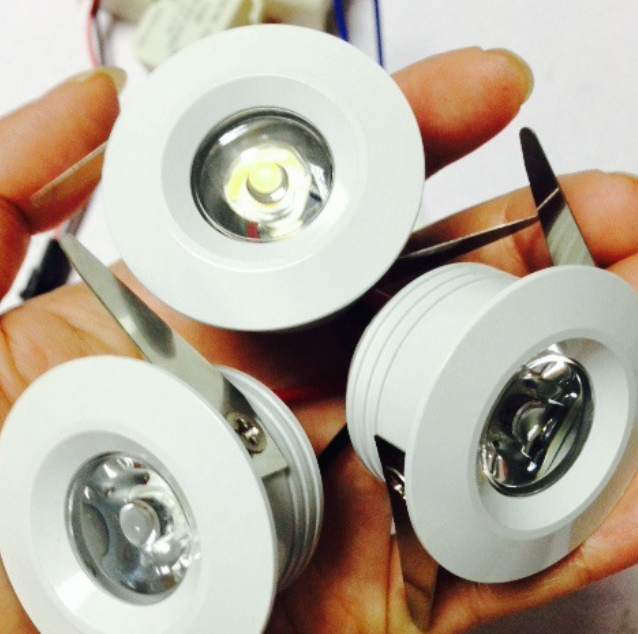 1x3W LED Downlight - Diameter 40mm - 30 Degree Mini Recessed LED Light Small Ceiling Downlight Cabinet LED Light with LED Driver